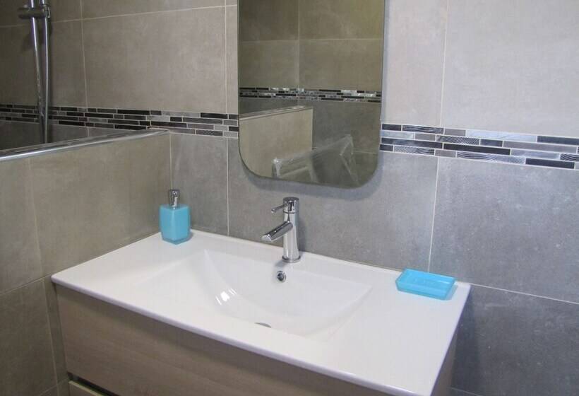 بنسيون Auberge Des Censiés