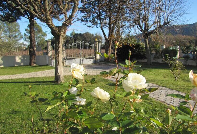 بنسيون Auberge Des Censiés