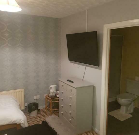 פנסיון Castle Inn