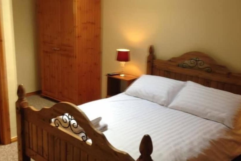 פנסיון Castle Inn