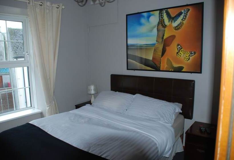 פנסיון Castle Inn