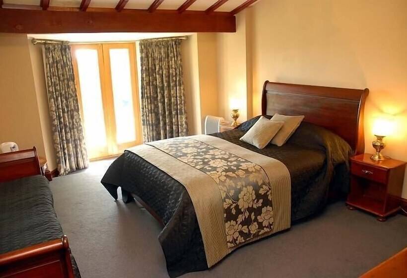 بنسيون Hopbine House