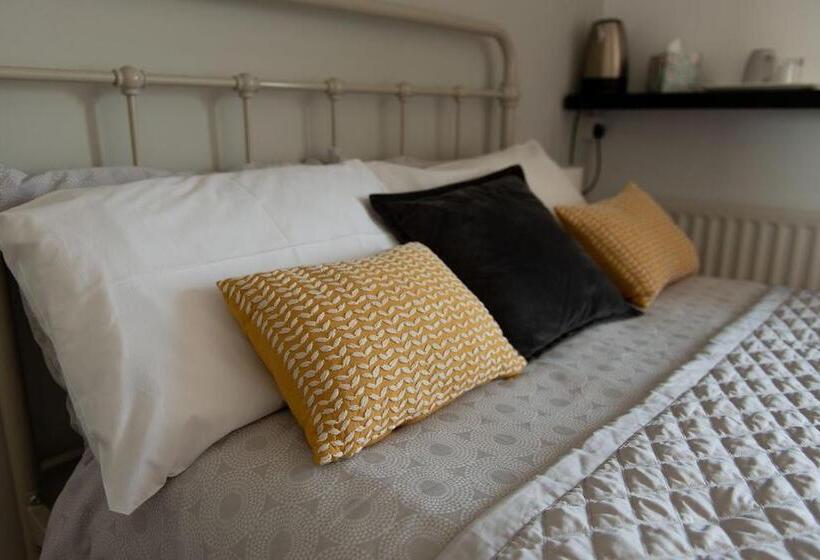 بنسيون My Way Guest House