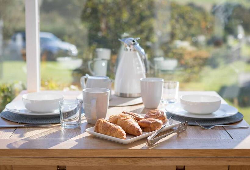 بنسيون My Way Guest House