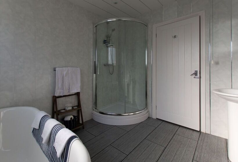 بنسيون My Way Guest House