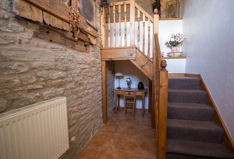 ペンション The George And Dragon Inn