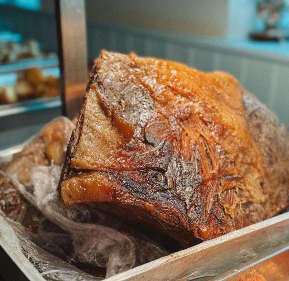 ペンション The George And Dragon Inn