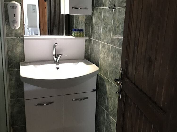 Assos Yenibahce Motel