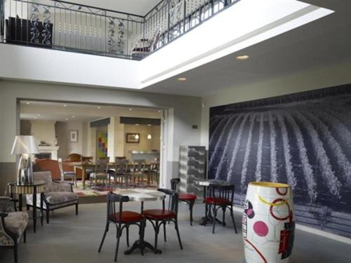 تختخواب و صبحانه Château La Rose Perriere