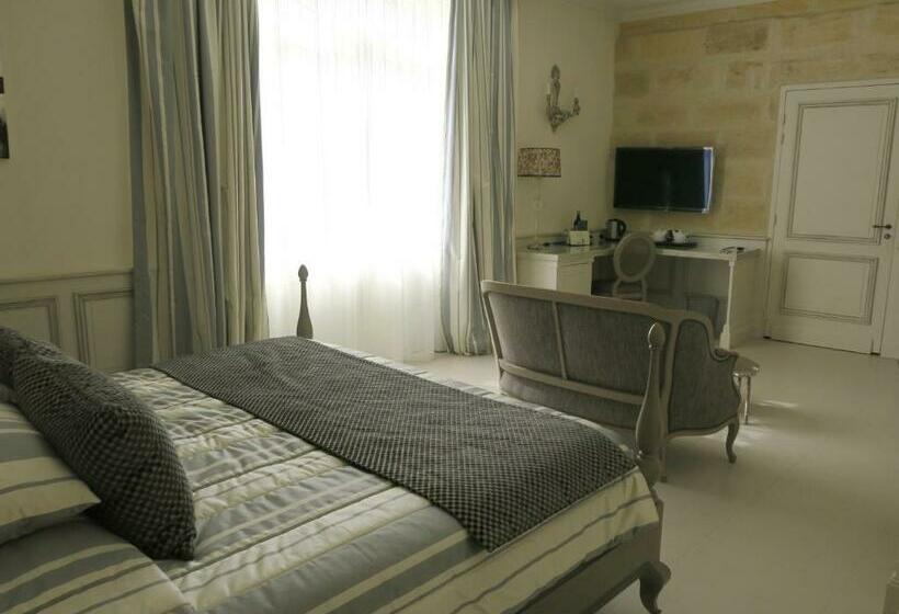 تختخواب و صبحانه Château La Rose Perriere