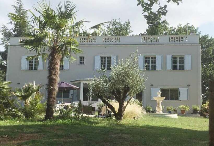 住宿加早餐  Domaine De Motte