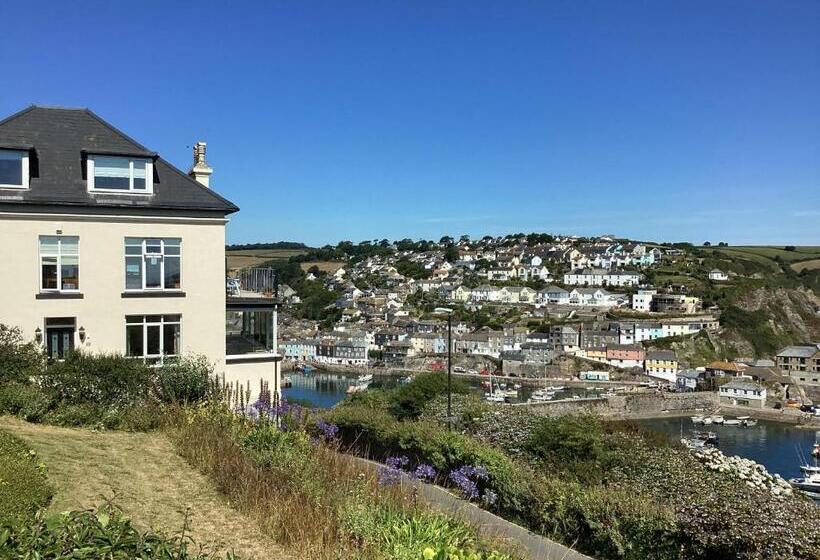 צימר Honeycombe House