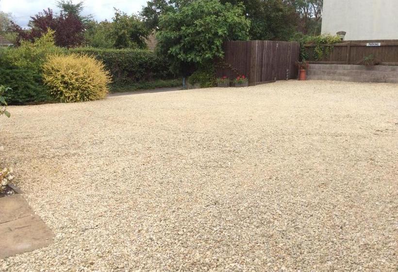 צימר Quiet Woman House