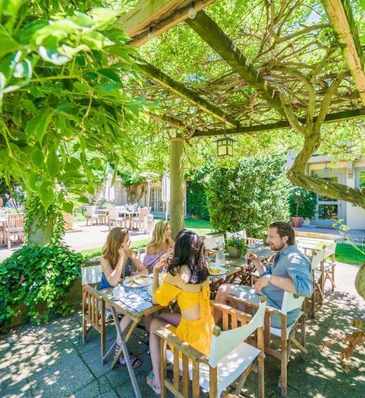 مبيت وإفطار The Baker House 1650