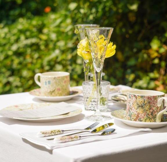 مبيت وإفطار The Baker House 1650