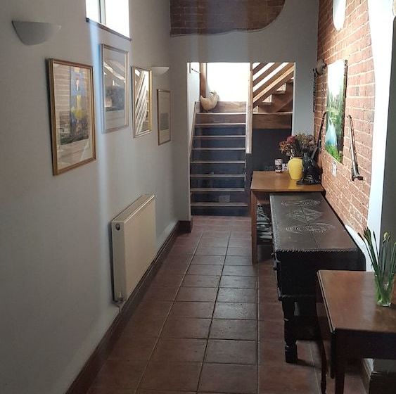 مبيت وإفطار The Granary