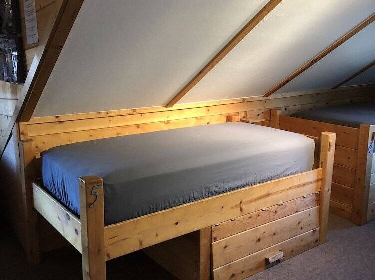 Estes Park Adventure Hostel