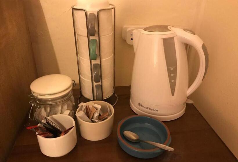 Хостел Rose And Crown At Redmarley