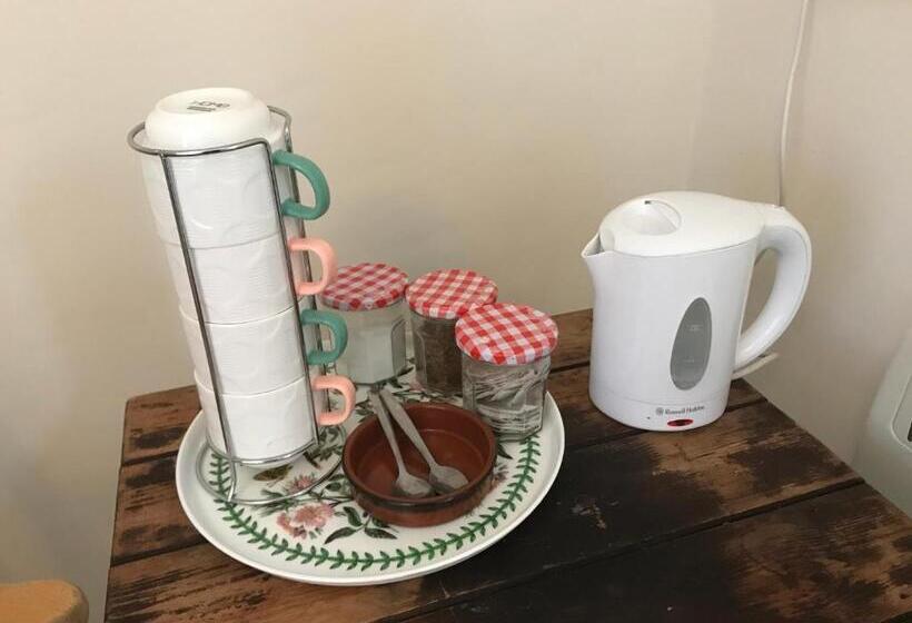 Хостел Rose And Crown At Redmarley