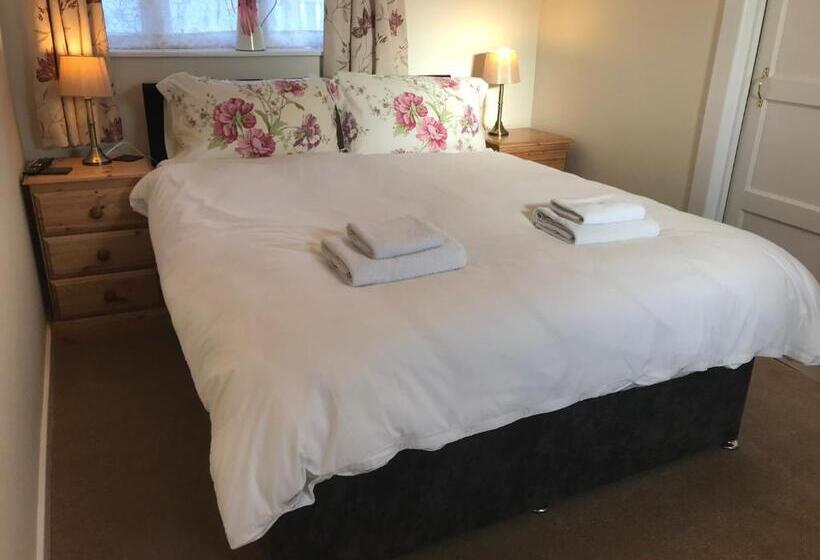 Хостел Rose And Crown At Redmarley