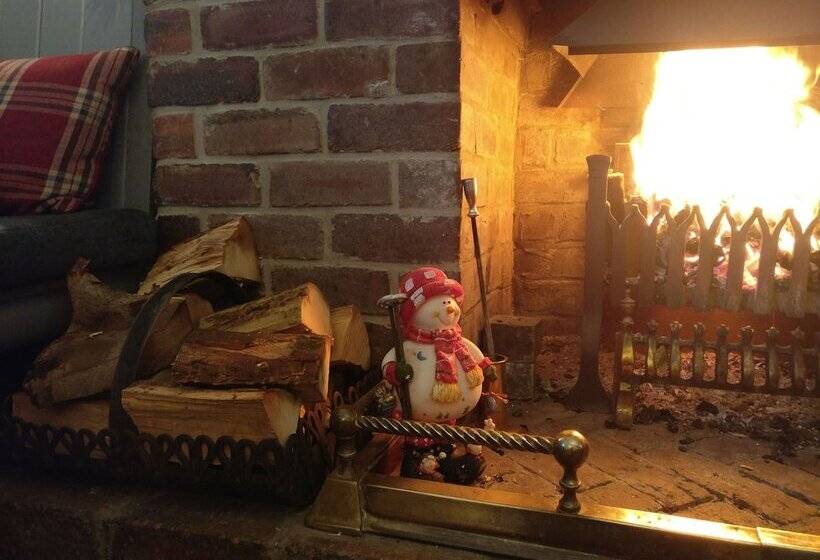 簡易ホテル The Victoria