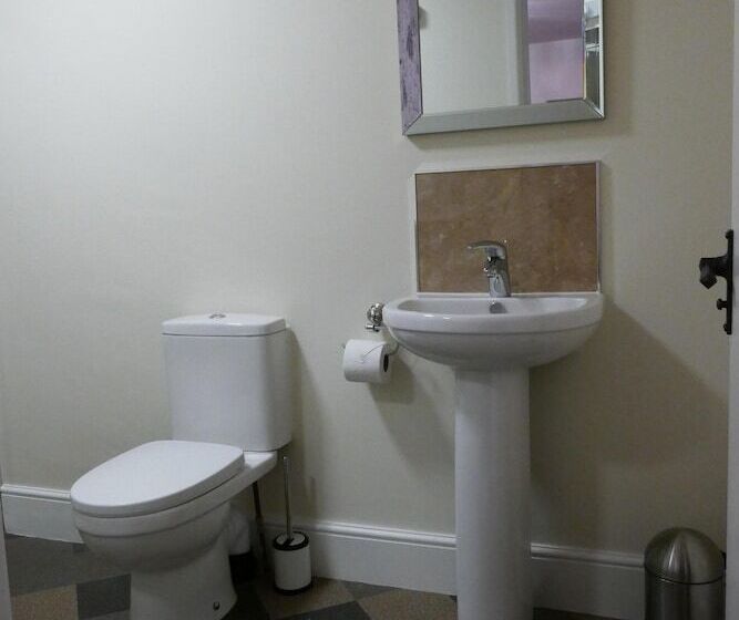 簡易ホテル The Victoria