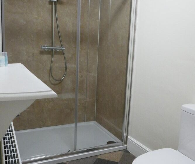 簡易ホテル The Victoria