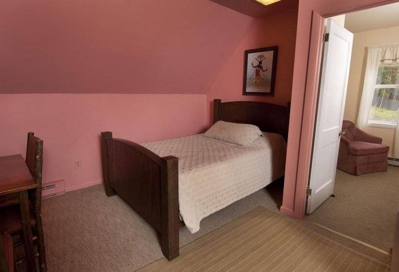 ホテル Cobblescote On The Lake