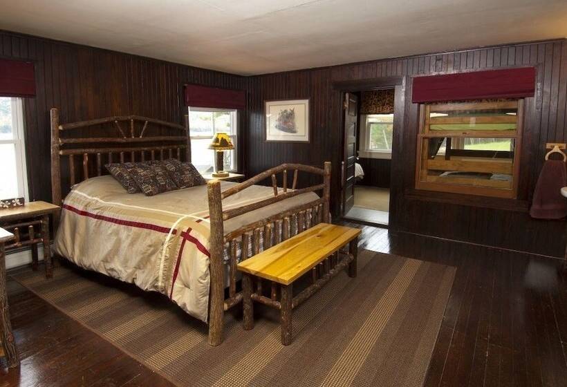 ホテル Cobblescote On The Lake