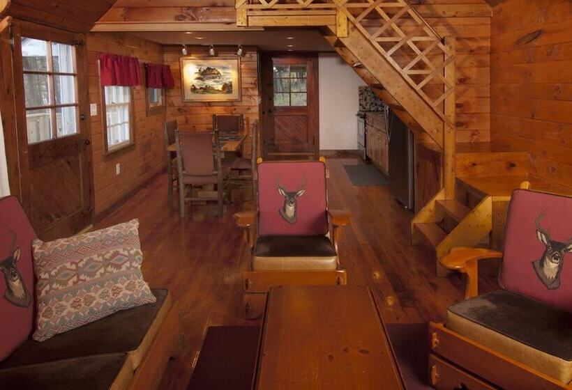 ホテル Cobblescote On The Lake