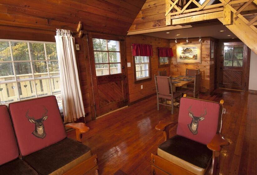 ホテル Cobblescote On The Lake