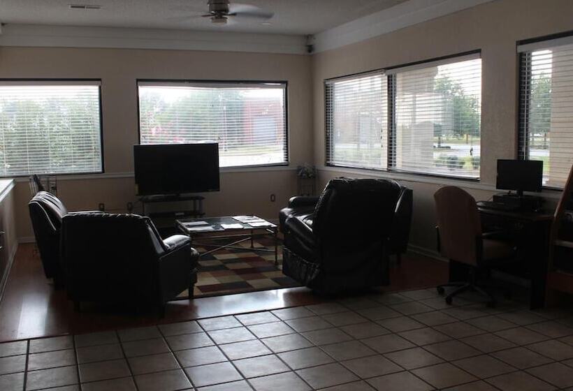 فندق Deerfield Inn & Suites