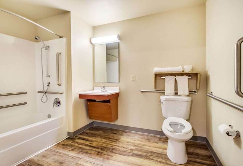 فندق Econo Lodge