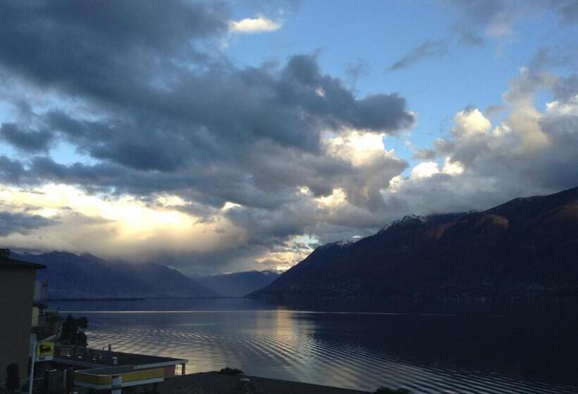 فندق Garni Morettina