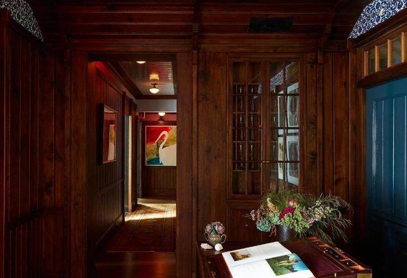 ホテル Greydon House