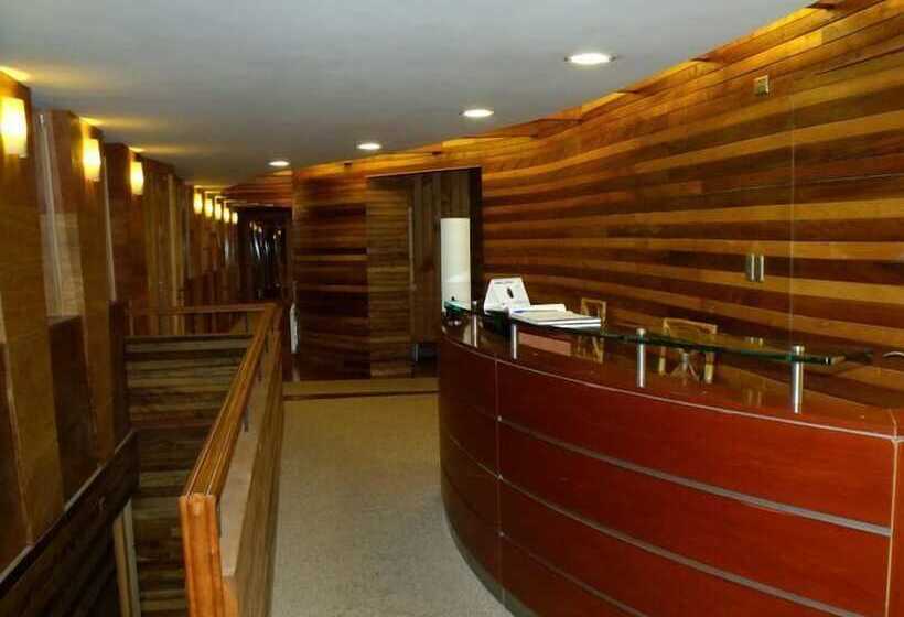 فندق Hosteria Entre Lagos