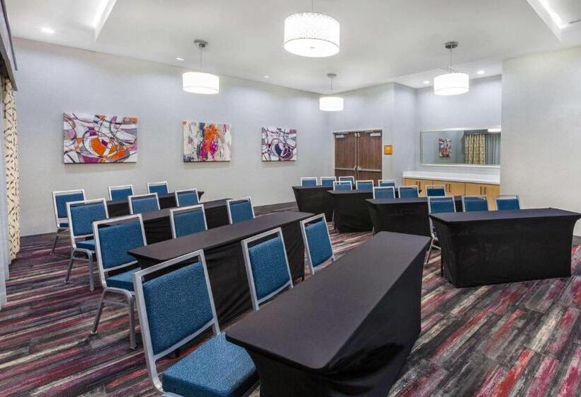 בית מלון כפרי La Quinta By Wyndham Houston East At Sheldon Rd