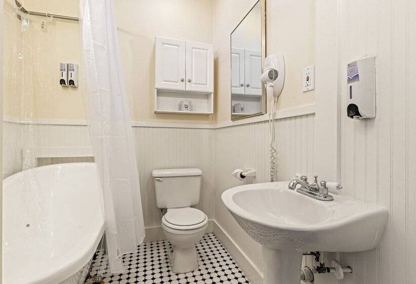 فندق Nags Head Beach Inn By Kees Vacations