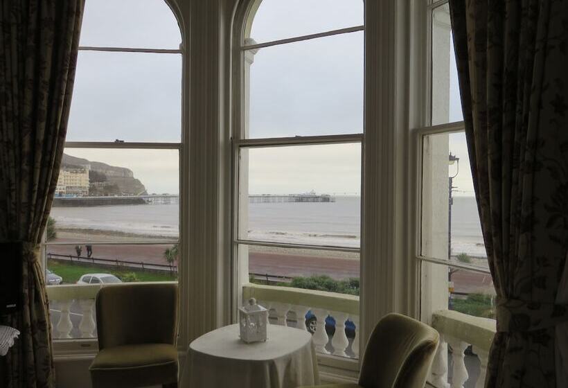 Отель St. Kilda