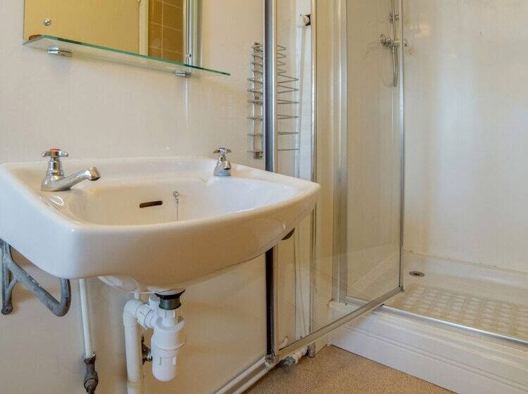 Отель The Cumberland