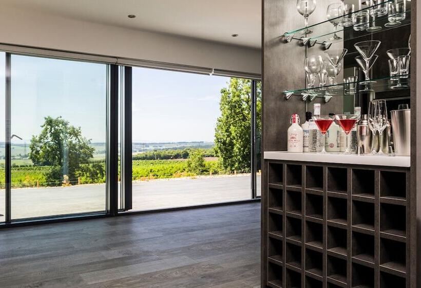 فندق The Hideaway Experience