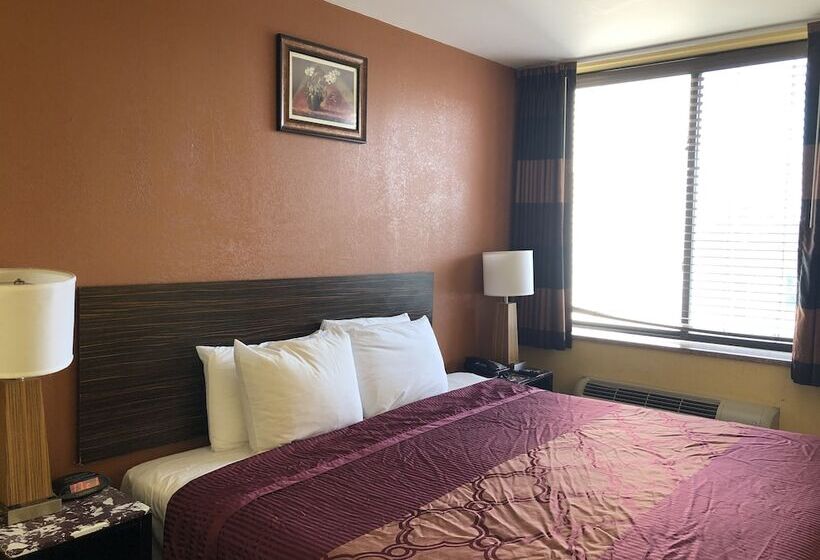 בית מלון כפרי The Vue Express @ 39th Street