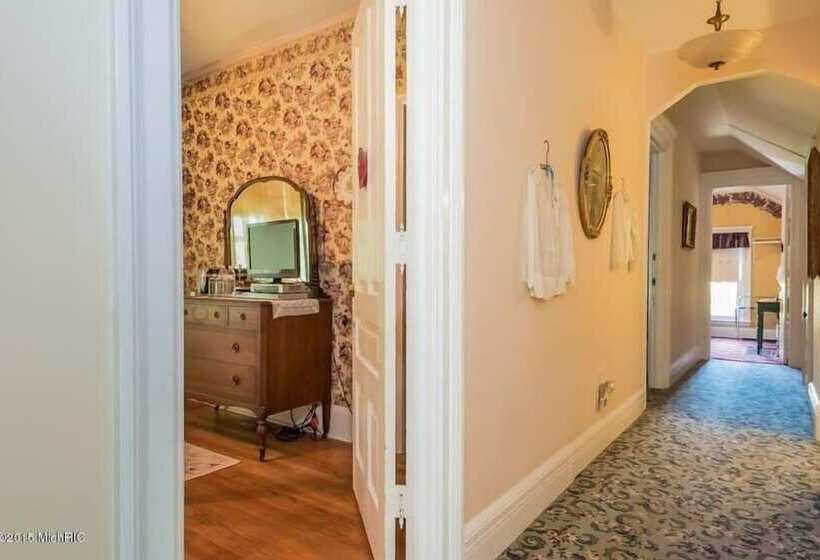 Kingsley House Bed & Breakfast