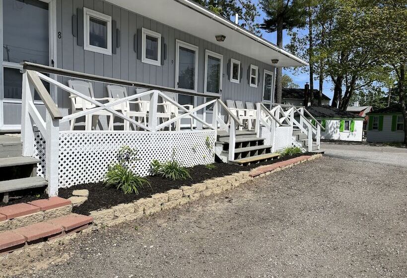 Marvin Gardens Motel