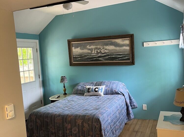 Marvin Gardens Motel