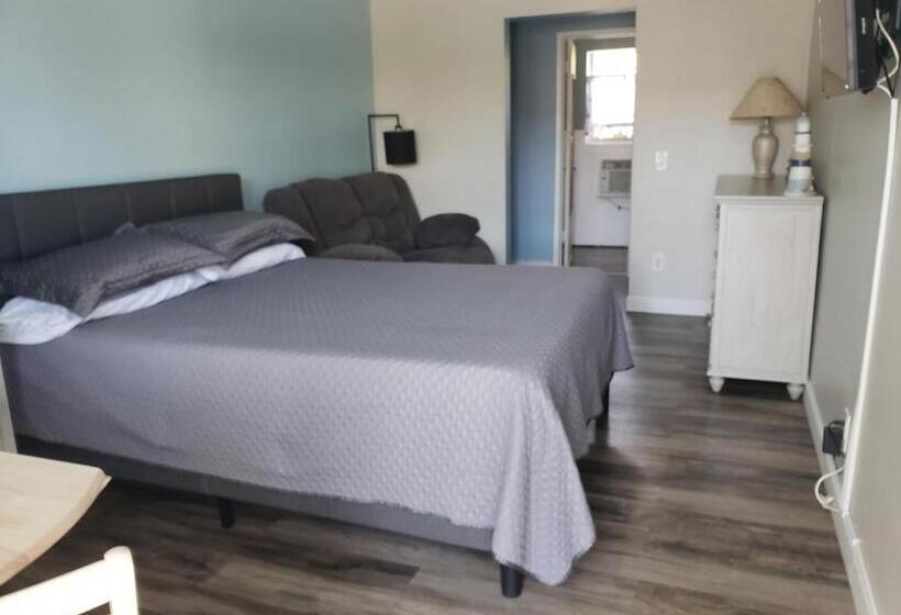 فندق على الطريق Ashley Brooke Beach Resort