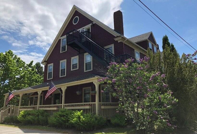 펜션 Central House Inn