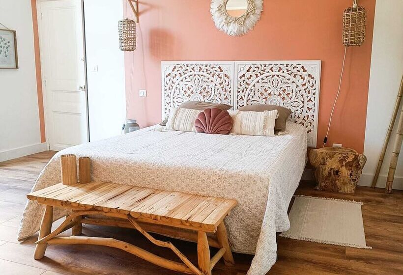 بنسيون Chambres D Hotes  Le Magnolia