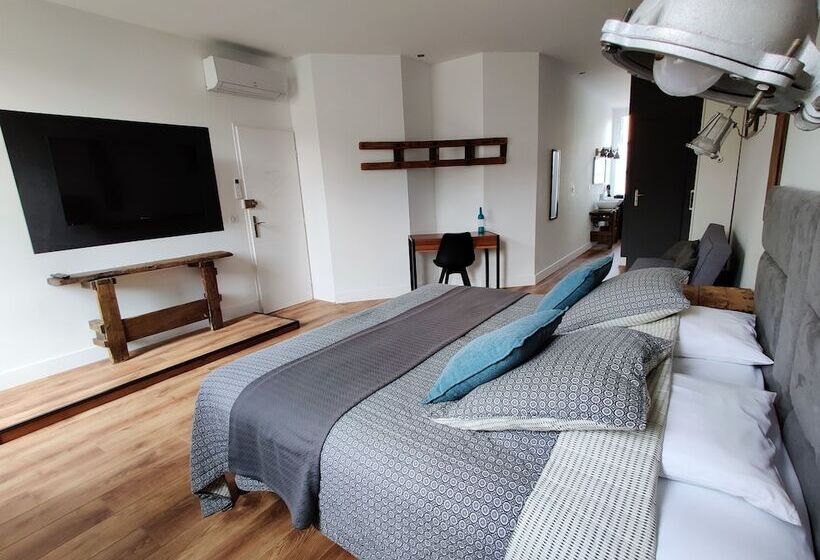 بنسيون Chambres D Hotes  Le Magnolia