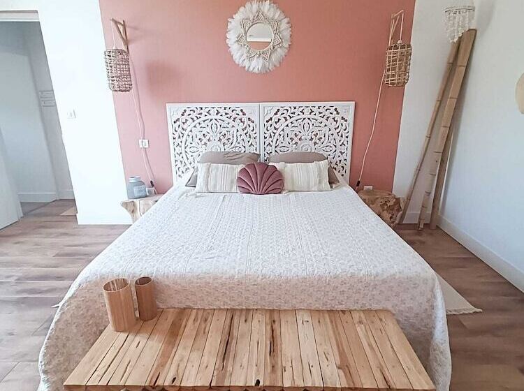 بنسيون Chambres D Hotes  Le Magnolia